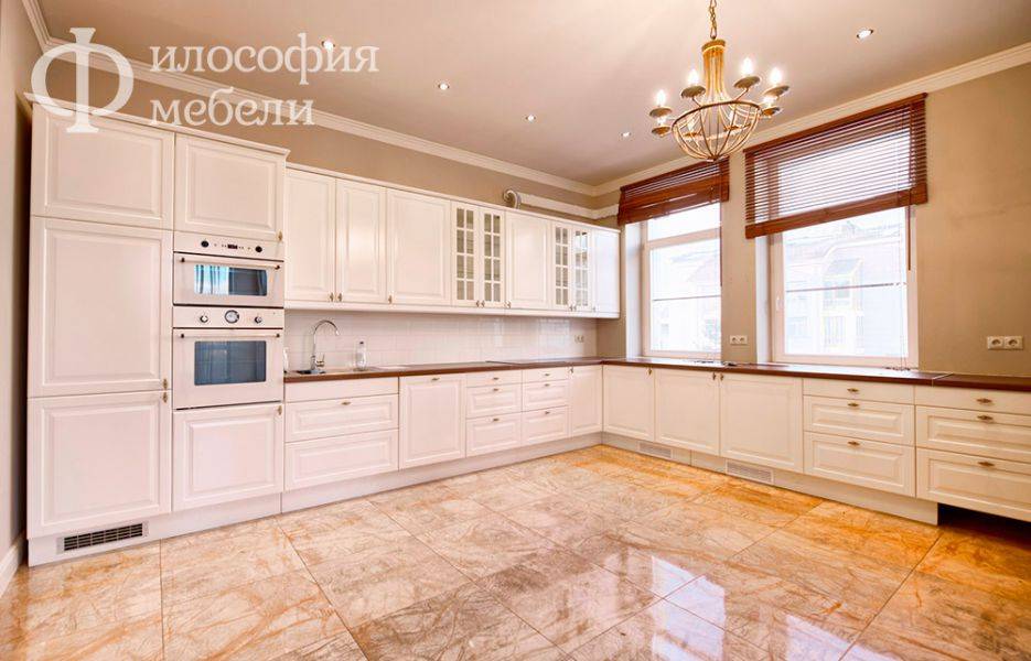 большая угловая кухня кухня №24 в Ижевске