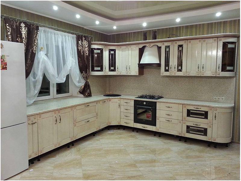 угловая кухня в Ижевске