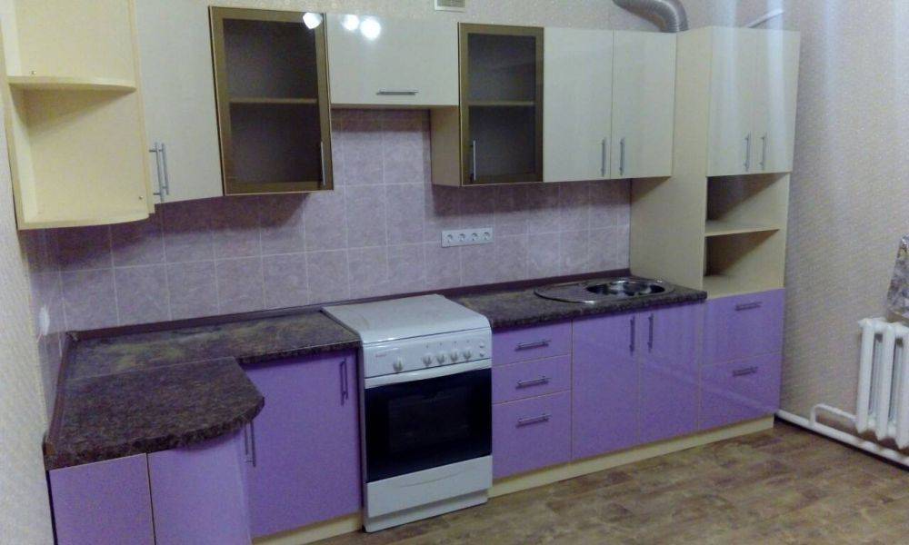 угловая комбинированная кухня в Ижевске