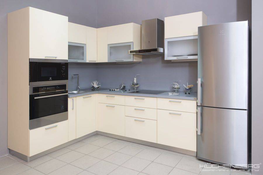 угловая компактная кухня loft в Ижевске