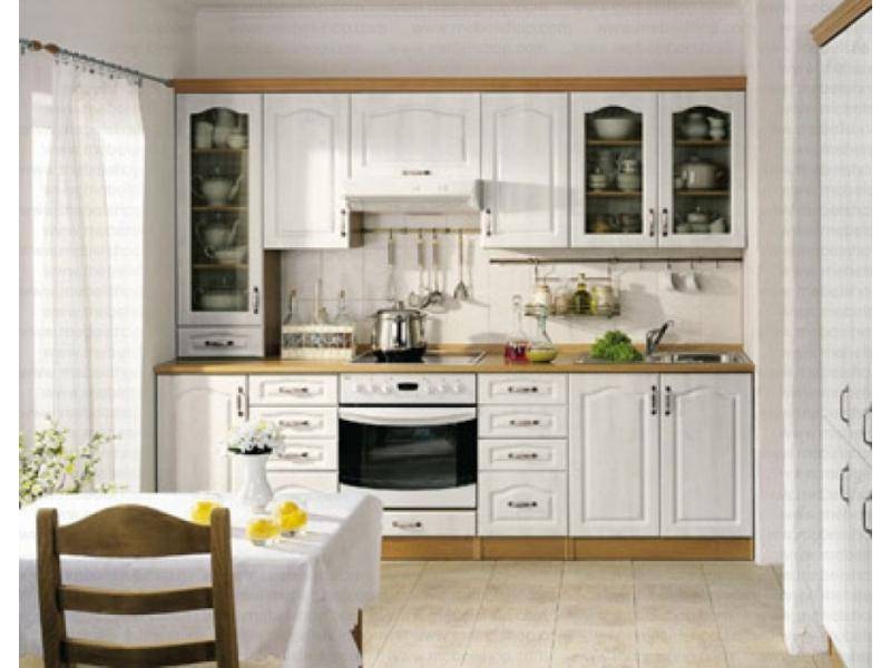 светлая кухня классика в Ижевске