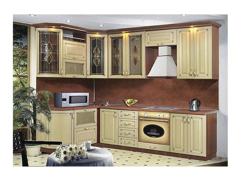 светлая классическая кухня 25 в Ижевске