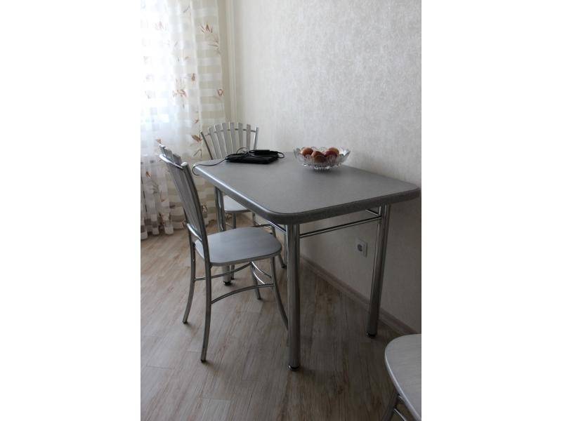 стол из искусственного камня в Ижевске