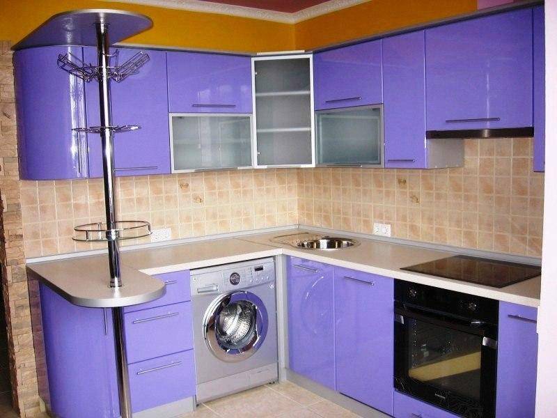 угловая фиолетовая кухня в Ижевске